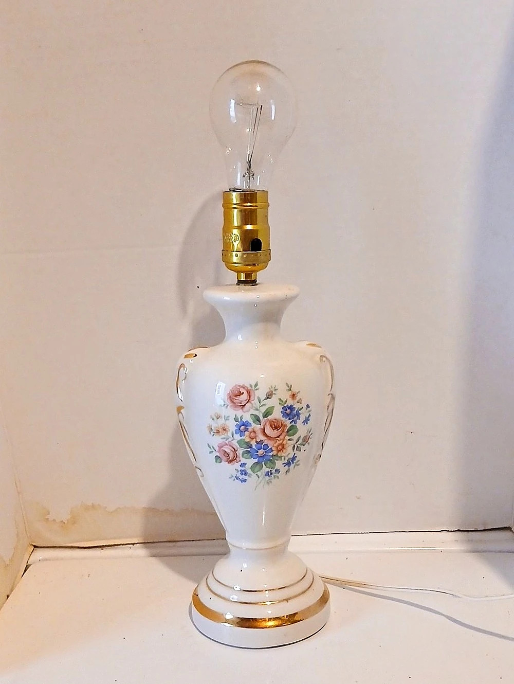 White & Gold Floral Porcelain Table Lamp